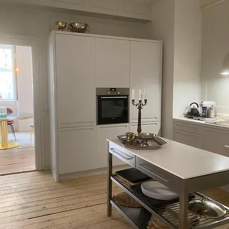 Famous Nyhavn, Cosy And Stylish Apartment